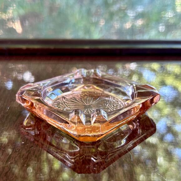 Vintage Ceramic Soap Dish with Bird Motif – European Soaps - Picture 6 of 9